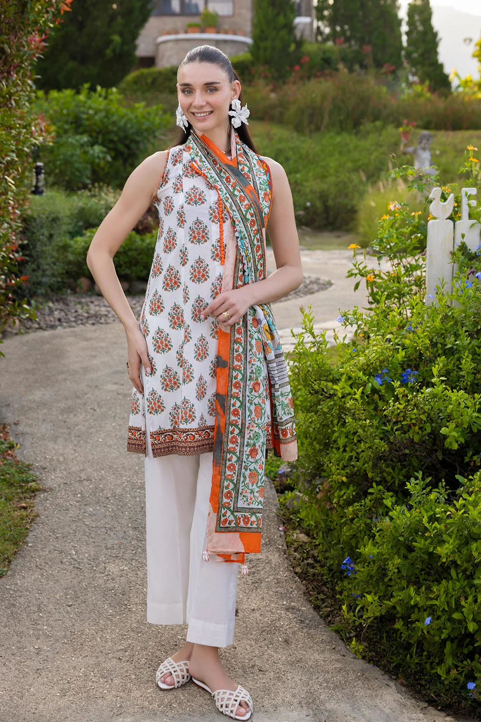 Gul Ahmed Printed Lawn Collection - Image 21