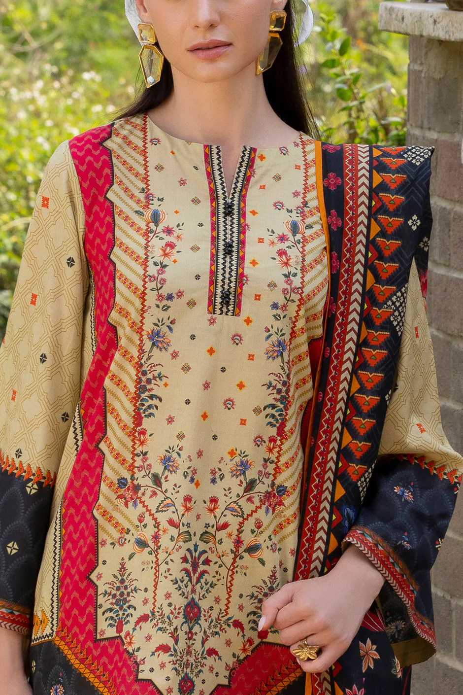 Gul Ahmed Printed Lawn Collection - Image 24