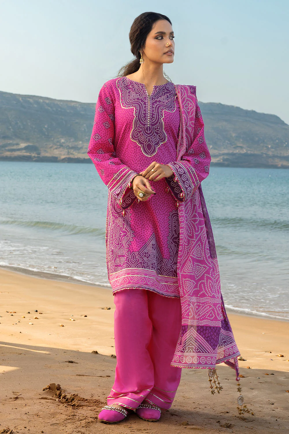Gul Ahmed Printed Lawn Collection - Image 31