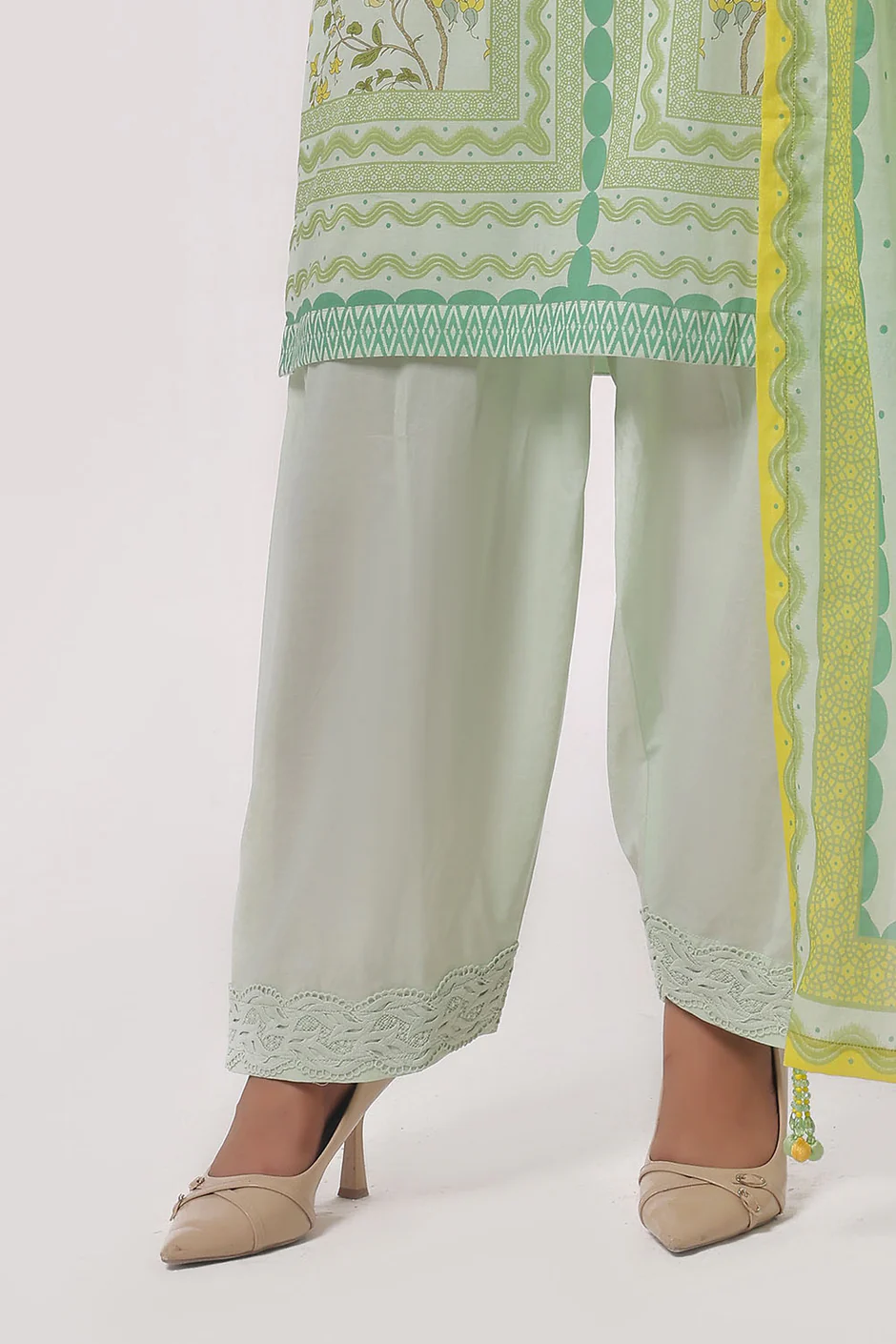 Gul Ahmed Printed Lawn Collection - Image 46