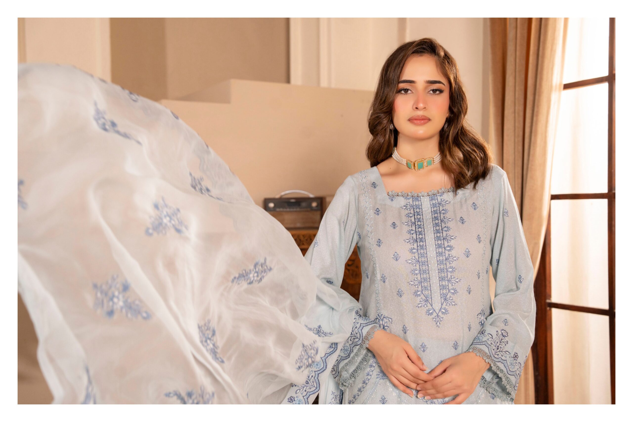 Manizay Rooh-E-Naz Karandi Design # 1 - Image 2
