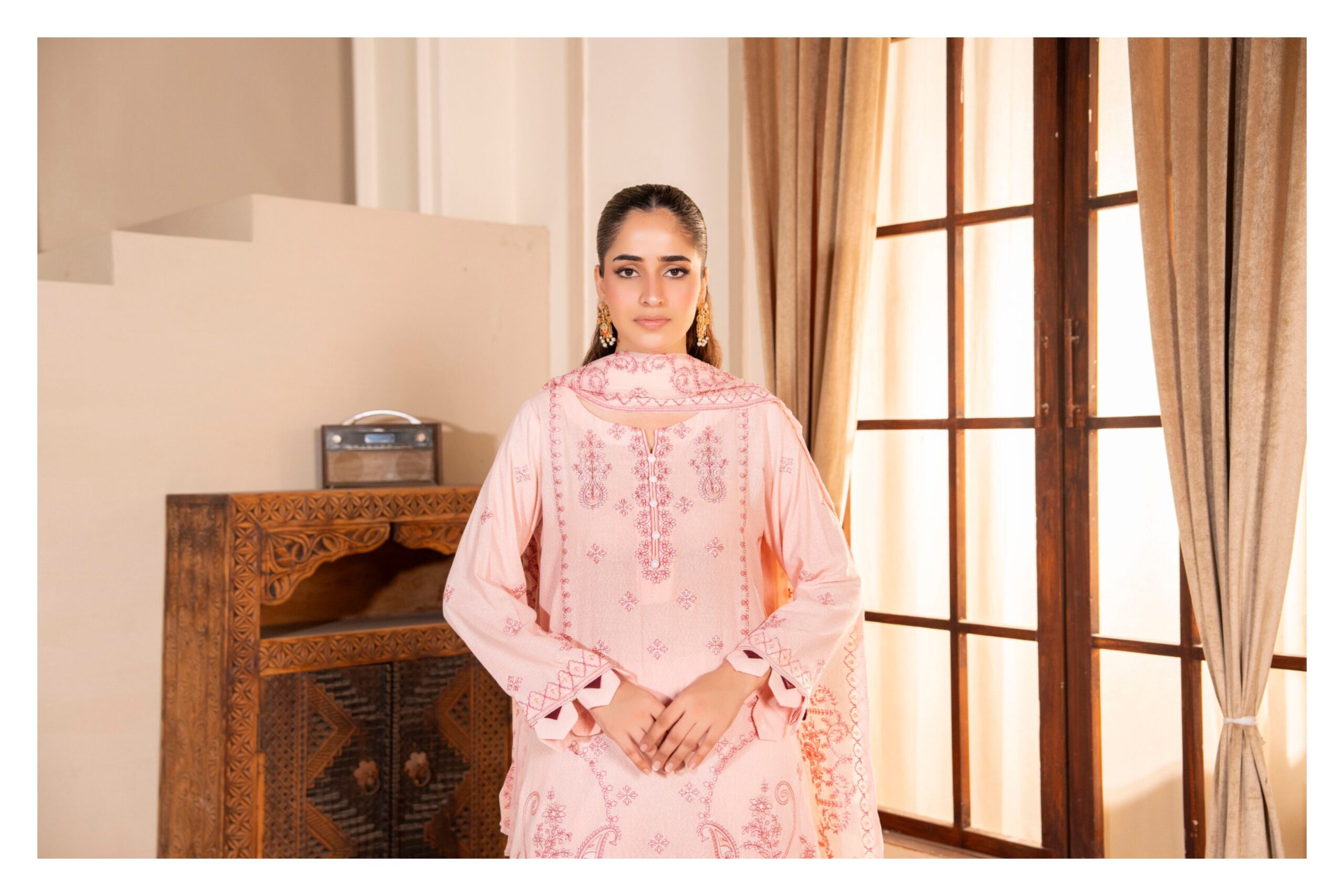 Manizay Rooh-E-Naz Karandi Design # 4